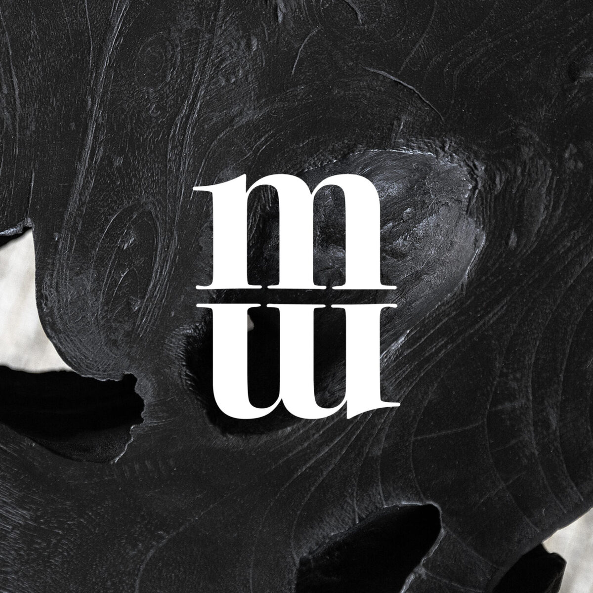 monogram maisonmax